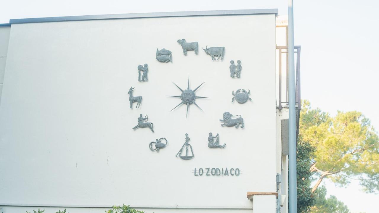 سيرمِيوني The Zodiac Apartment - Italian Homing المظهر الخارجي الصورة